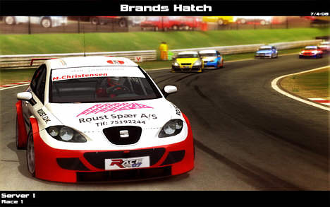 Michael Christensen i SEAT Leon.